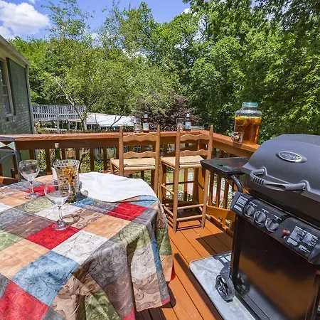 Guest house Southern Charm 2 Bedroom In East *