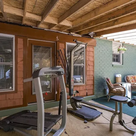 Guest house Southern Charm 2 Bedroom In East