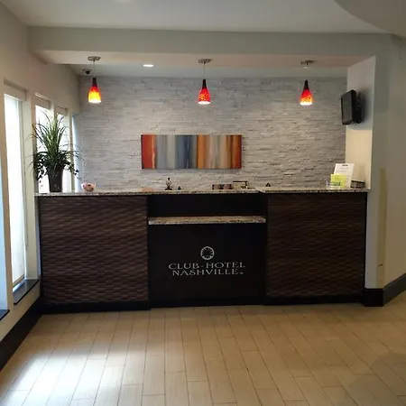 Hotel Club &