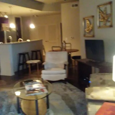 Apartment Signature Suites At Elliston23 *