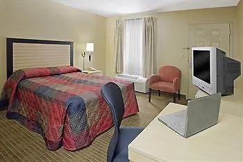 Hometowne - Airport/briley Pkwy Hotel
