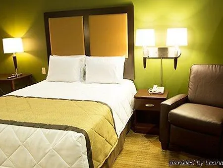Extended America - - Airport - Music Hotel 2*