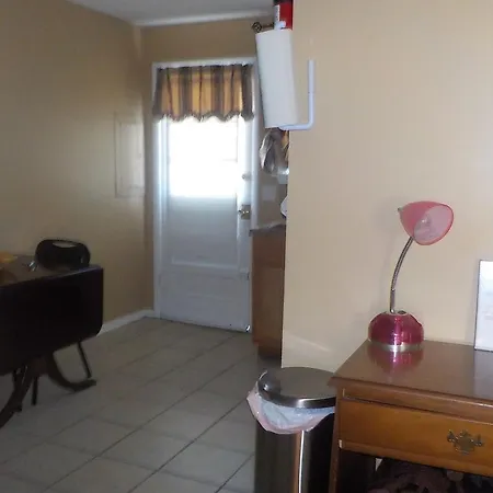Batavia Suites