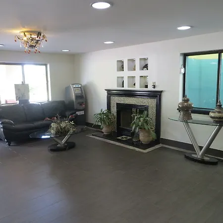 Hotel Luxe 2*