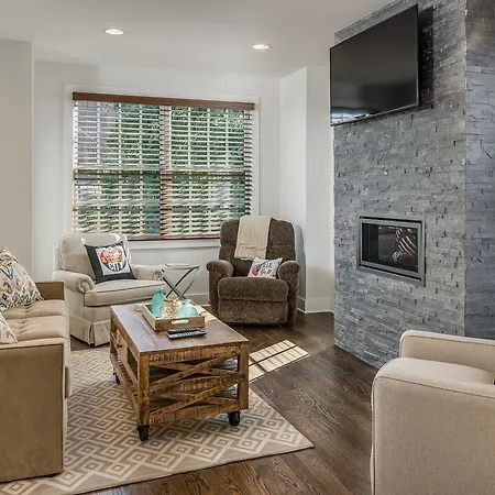 12th Avenue Holiday home