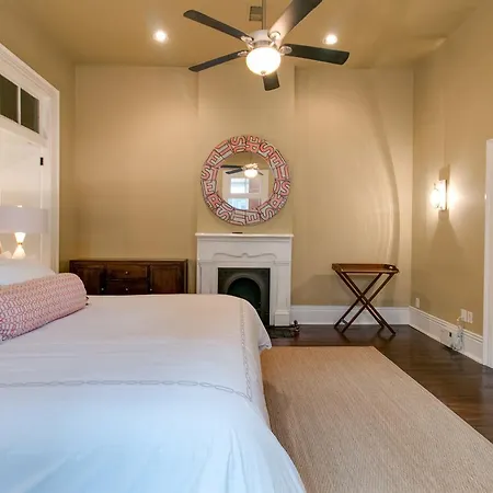 5th Avenue North Duplex Apartment *