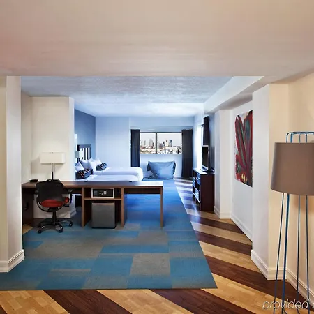 Hotel Aloft By Marriott West End 3*