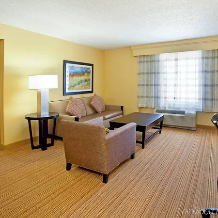 Courtyard By Marriott Vanderbilt West End 3*