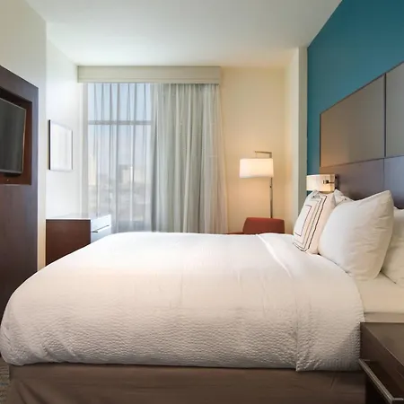 By Marriott Vanderbilt/west End 3*