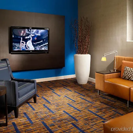 Courtyard By Marriott Airport 3*