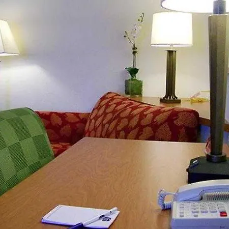 Western Airport - Bna Hotel 3*