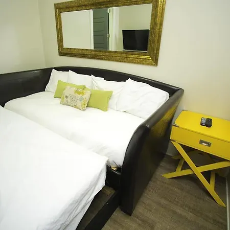 Broadway By Vacations Hotel