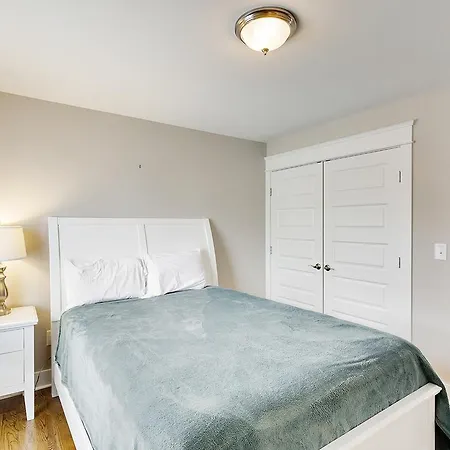 3br In Trendy East Near Downtown- Tc06