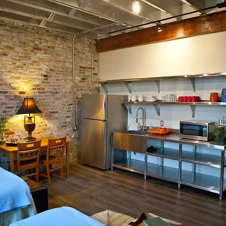 Hostel Downtown - Adults Only