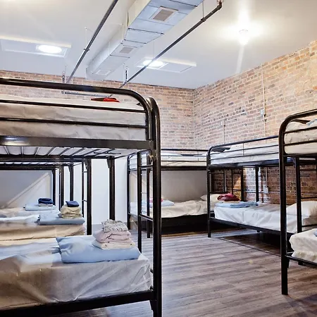 Downtown - Adults Only Hostel