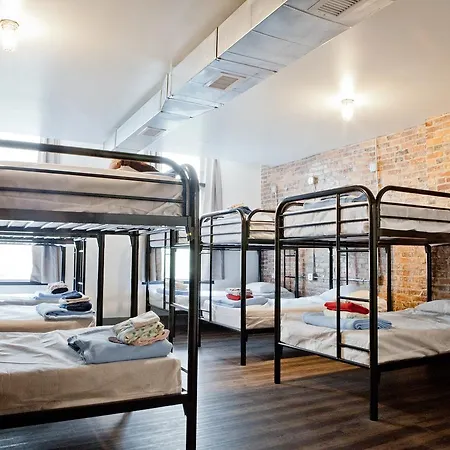 Hostel Downtown - Adults Only *