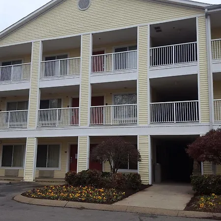 Hotel Hometowne - Airport/briley Pkwy