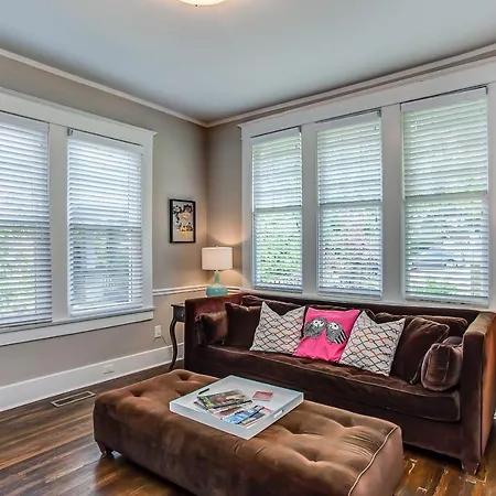 Stratton House Nestled In East Holiday home Nashville