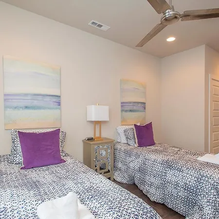 Sharpe Duplex Apartment Nashville