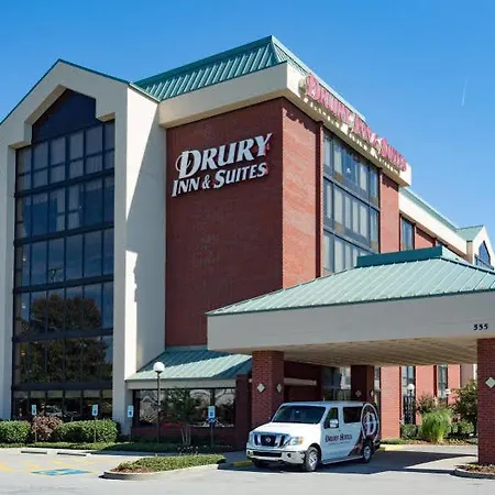 Hotel Drury & Airport 3*