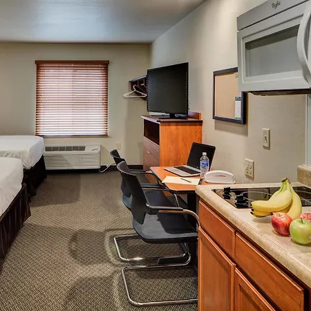 Hotel Woodspring Airport