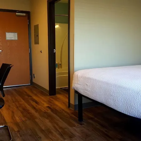 Woodspring Airport Hotel