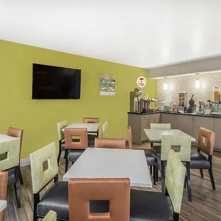 Super 8 By Wyndham Downtown 2* Nashville