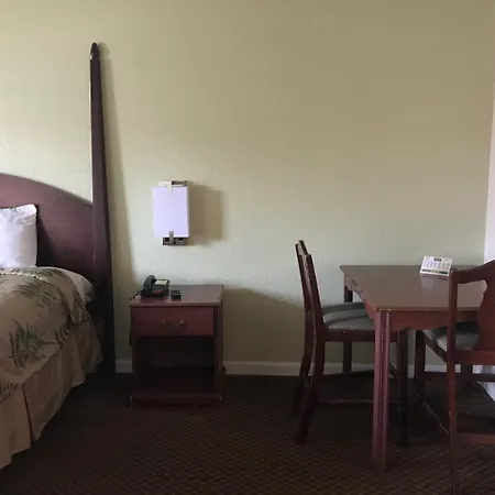 Regency Inn & Suites Inn Nashville