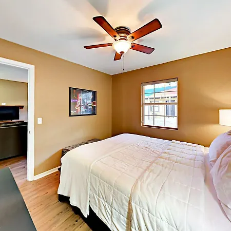Landmark Mcmillin Court Apartment 8 Apartment *