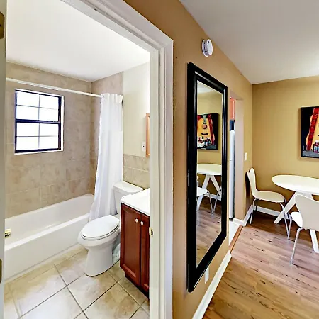 Landmark Mcmillin Court Apartment 8 Apartment