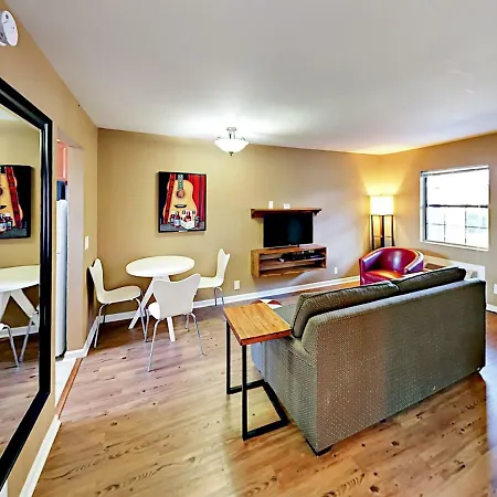 Landmark Mcmillin Court Apartment 8 Apartment Nashville