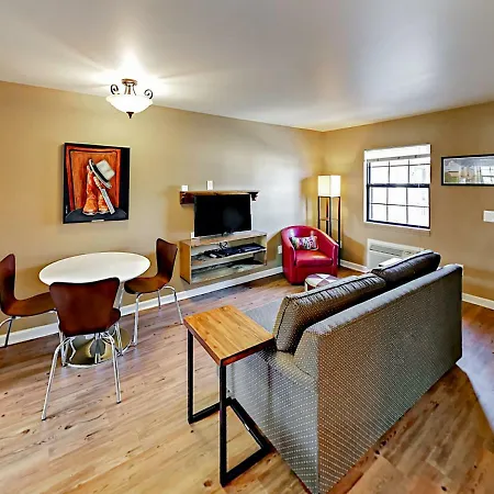 Landmark Mcmillin Court Apartment 10 * Nashville