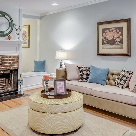 Apartment Two-bedroom Chic