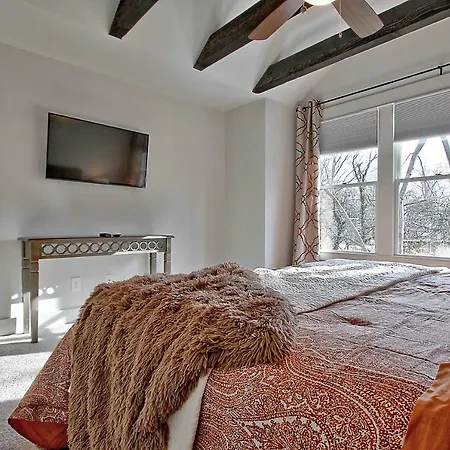 East Duplex Apartment