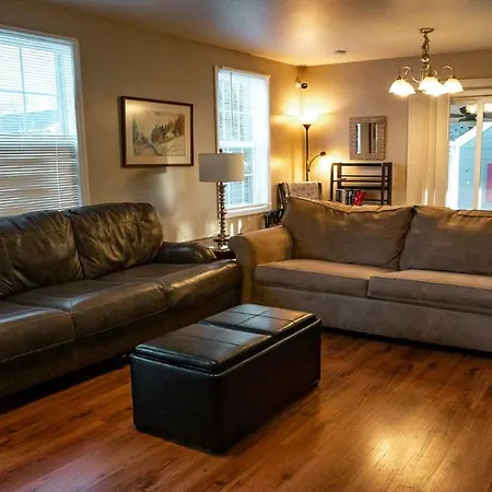 Guest house Living Like A Local! *