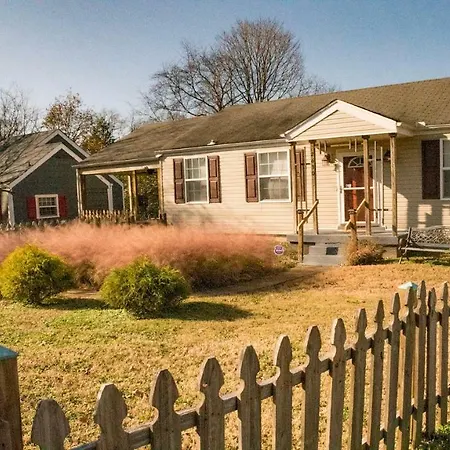 Living Like A Local! Guest house Nashville