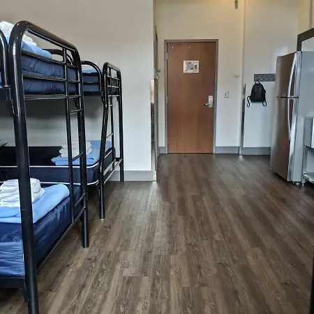 Hostel Downtown - Adults Only