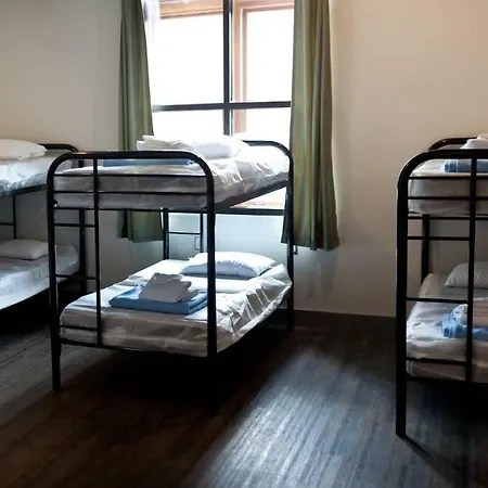 Hostel Downtown - Adults Only