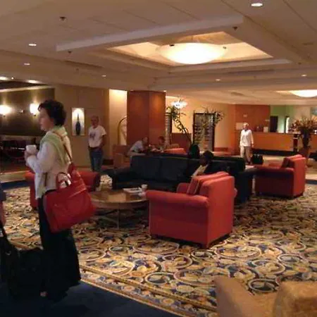 Doubletree By Hilton Downtown Hotel Nashville