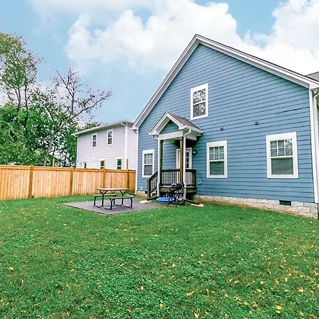 Foster House 2415 Nashville
