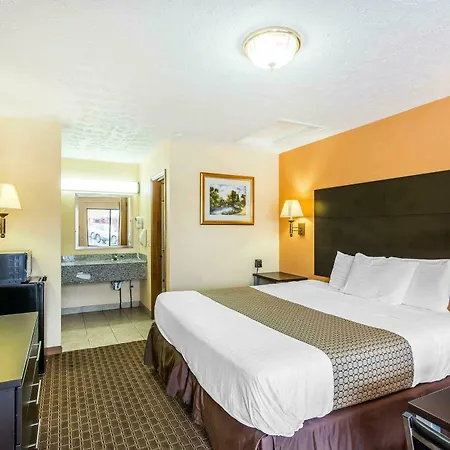 Econo North Motel
