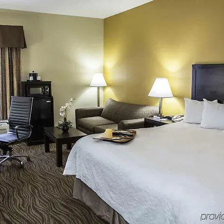 Hampton Nashville-i-24 Hickory Hollow 3*