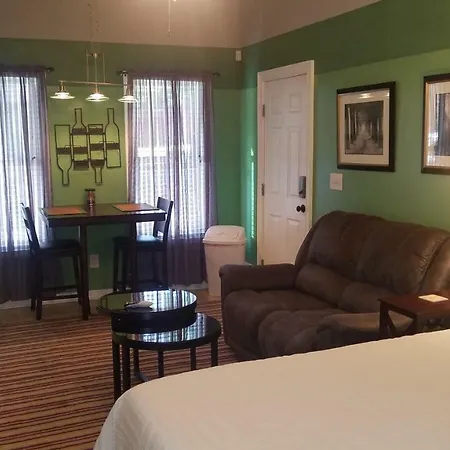 Rick's Downtown Guest house