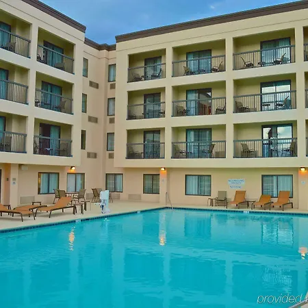 Hotel Courtyard By Marriott Vanderbilt West End 3*