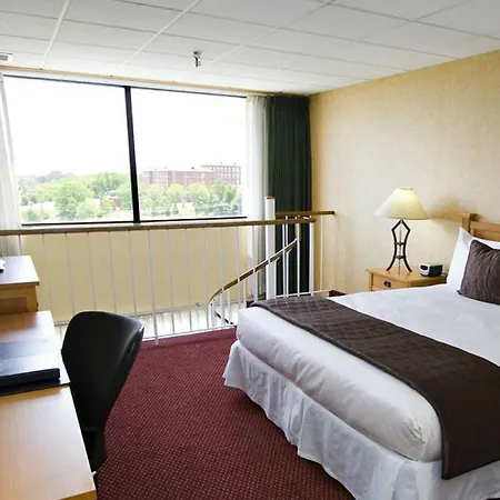 Millennium Maxwell House Hotel