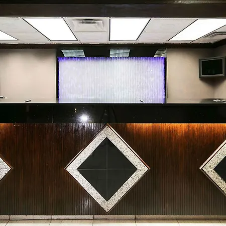Western Downtown Music Row Hotel 3*