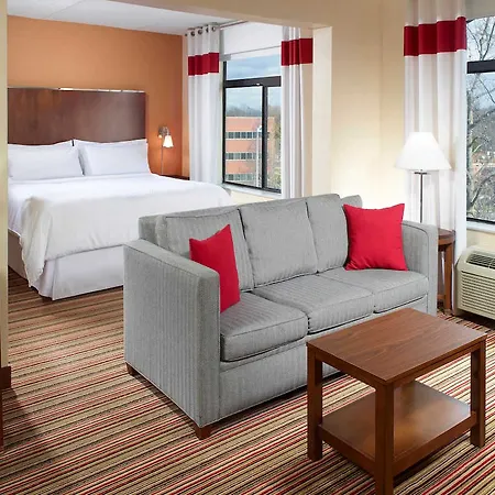 Hotel Four Points By Sheraton Airport