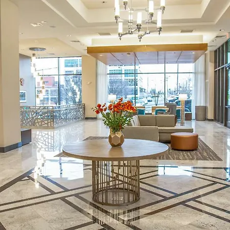Hotel Drury Plaza Downtown 4*
