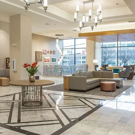 Drury Plaza Downtown 4*