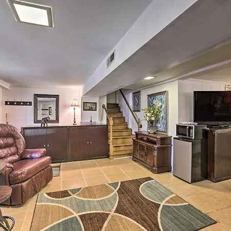 With Patio, 3 Mi To Grand Ole Opry Apartment Nashville